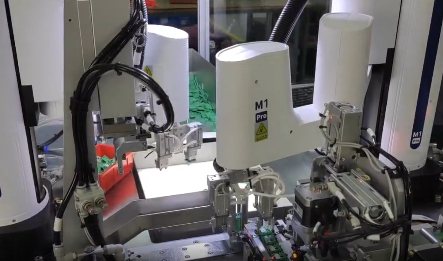 越疆,越疆科技,越疆機器人,DOBOT M1 Pro,M1 Pro協作機器人,四軸協作機器人,四軸協作 SCARA 機器人,四軸機器人廠家、3C 零部件分揀